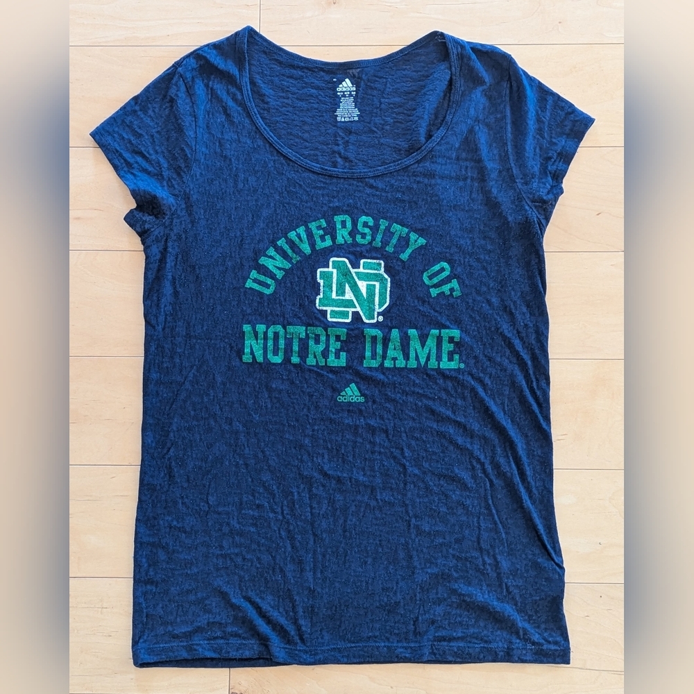 ☘️ Adidas Notre Dame Fighting Irish Tee | Women’s XL | Navy & Green 💚